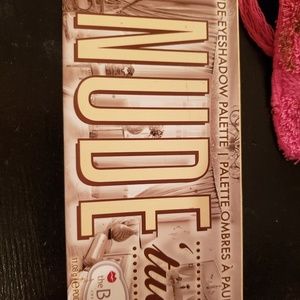 Nude tude eyeshadow palette